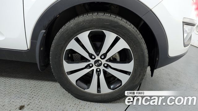 Kia Sportage 2011 — photo 5
