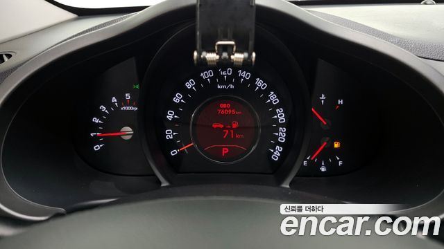 Kia Sportage 2011 — photo 8