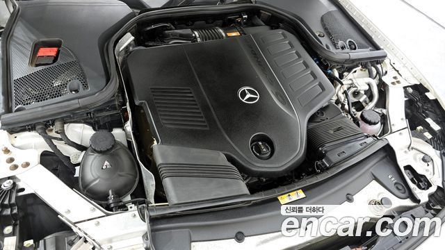 Mercedes-Benz CLS-Class 2021 — photo 6