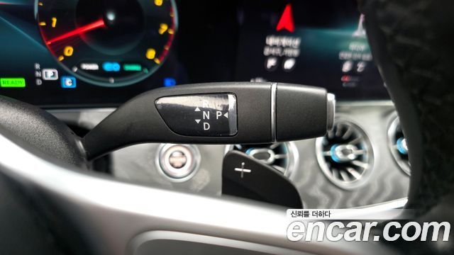 Mercedes-Benz CLS-Class 2021 — photo 9