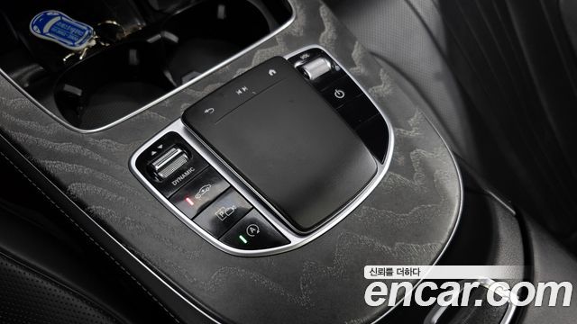 Mercedes-Benz CLS-Class 2021 — photo 18