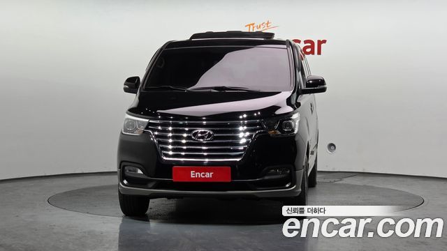 Hyundai Starex 2019 — photo 3