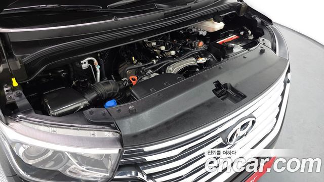 Hyundai Starex 2019 — photo 6