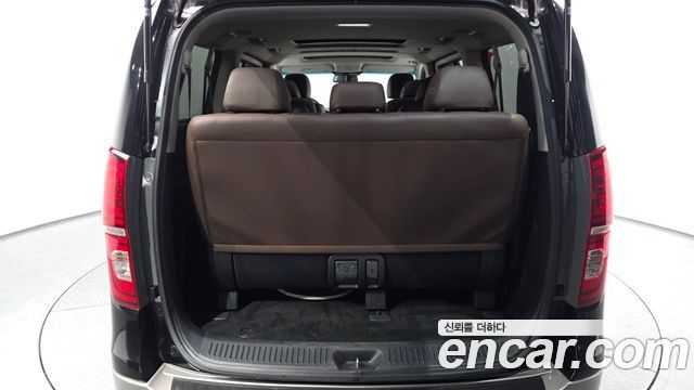 Hyundai Starex 2019 — photo 20