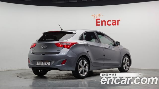 Hyundai i30 2012 — photo 2