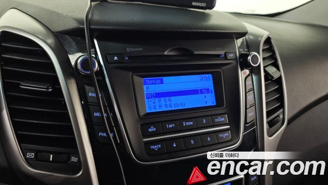 Hyundai i30 2012 — photo 15