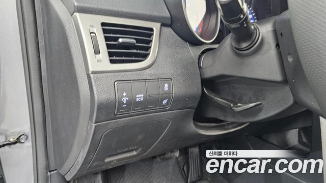 Hyundai i30 2012 — photo 18