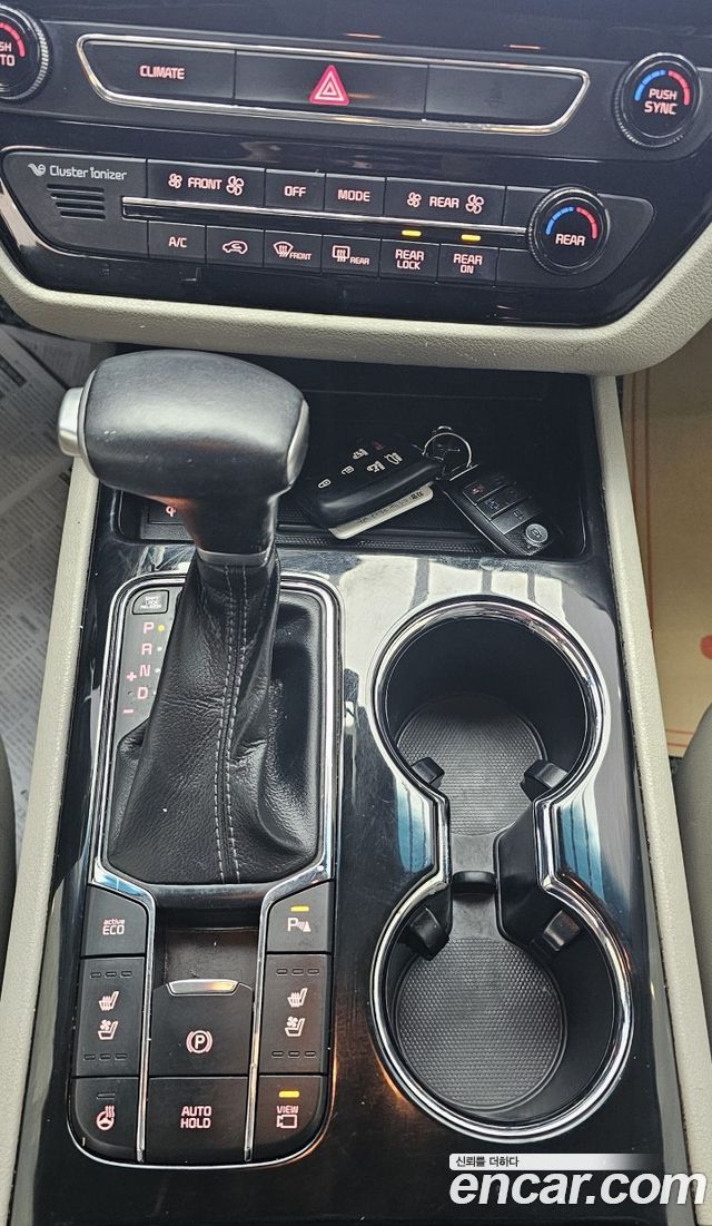 Kia Canival 2019 — photo 9