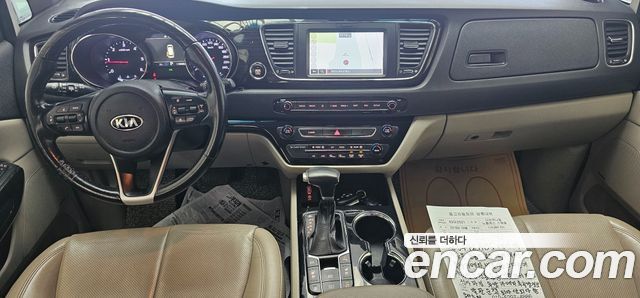 Kia Canival 2019 — photo 15