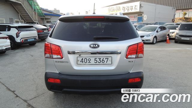 Kia Sorento 2010 — photo 5