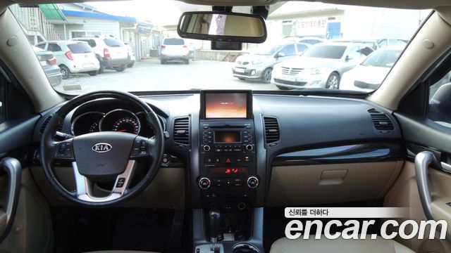 Kia Sorento 2010 — photo 7
