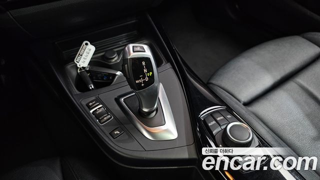 BMW 1-Series 2016 — photo 9