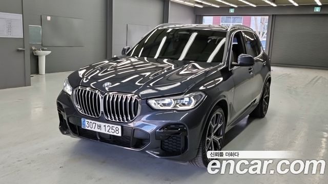 BMW X5 2022 — photo 2