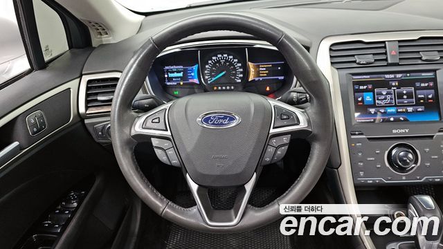 Ford Fusion 2013 — photo 13