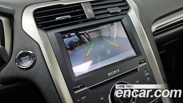 Ford Fusion 2013 — photo 16