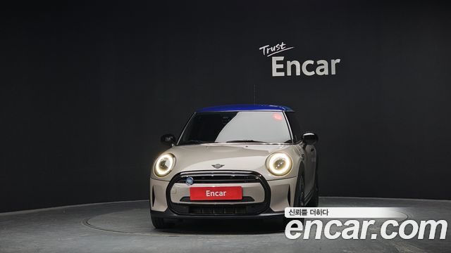 Mini Cooper 2022 — photo 3