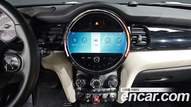Mini Cooper 2022 — photo 14
