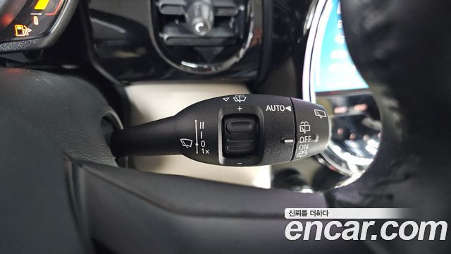 Mini Cooper 2022 — photo 19