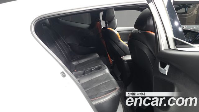 Hyundai Veloster 2016 — photo 12