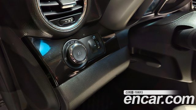 Chevrolet Korea Orlando 2013 — photo 14