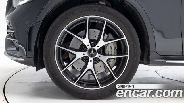 Mercedes-Benz GLC-Class 2022 — photo 8