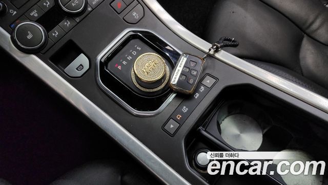 Land Rover Range Rover Evoque 2015 — photo 9