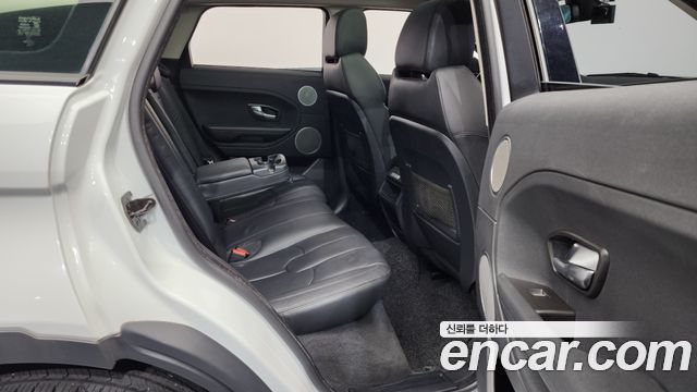 Land Rover Range Rover Evoque 2015 — photo 12