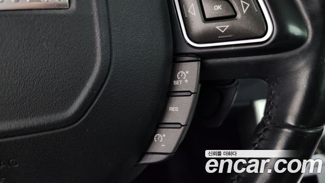 Land Rover Range Rover Evoque 2015 — photo 18