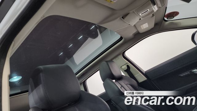 Land Rover Range Rover Evoque 2015 — photo 19