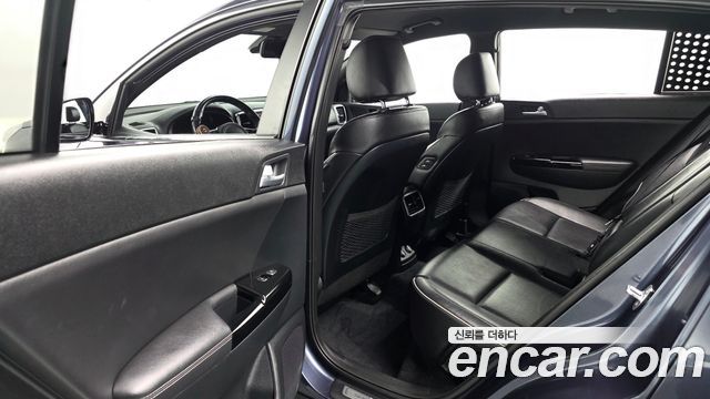 Kia Sportage 2019 — photo 12