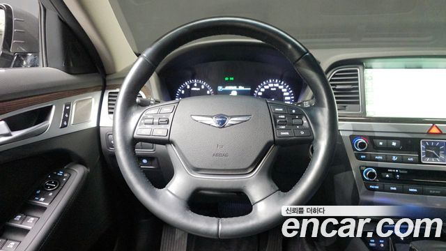 Genesis G80 2018 — photo 11