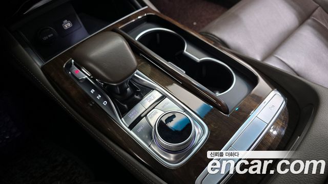 Kia K9 2019 — photo 9