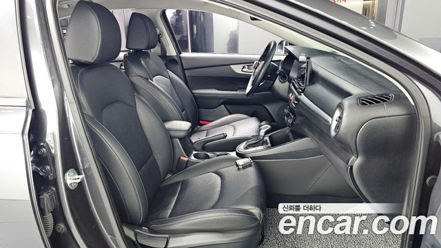Kia K3 2020 — photo 10