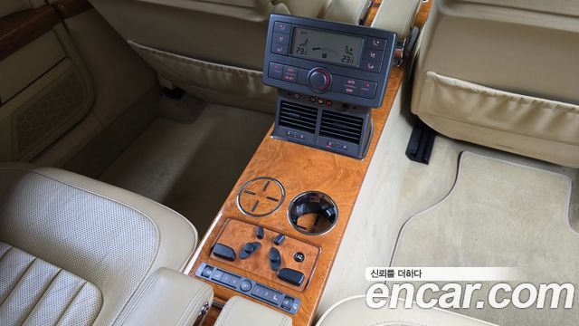 Volkswagen Phaeton 2006 — photo 18