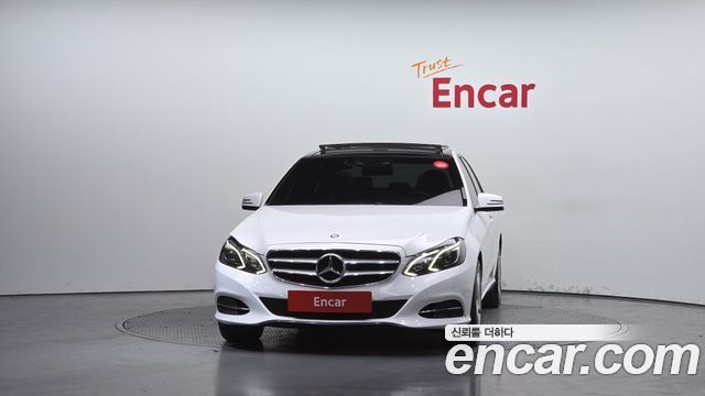 Mercedes-Benz E-Class 2014 — photo 3