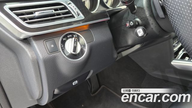 Mercedes-Benz E-Class 2014 — photo 15