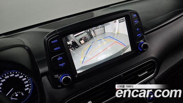 Hyundai Kona 2018 — photo 17