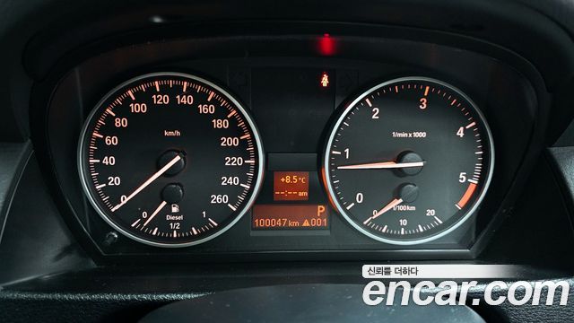 BMW X1 2011 — photo 8
