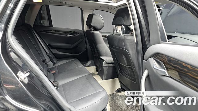 BMW X1 2011 — photo 11