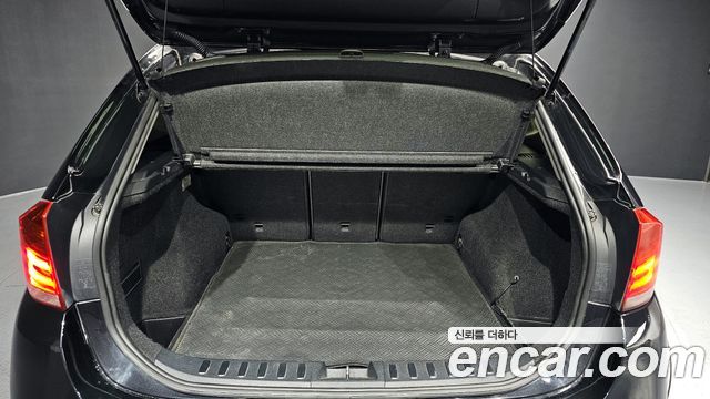 BMW X1 2011 — photo 20