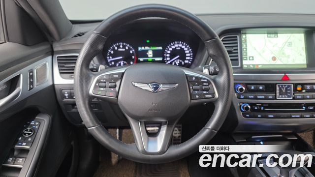 Genesis G80 2018 — photo 13
