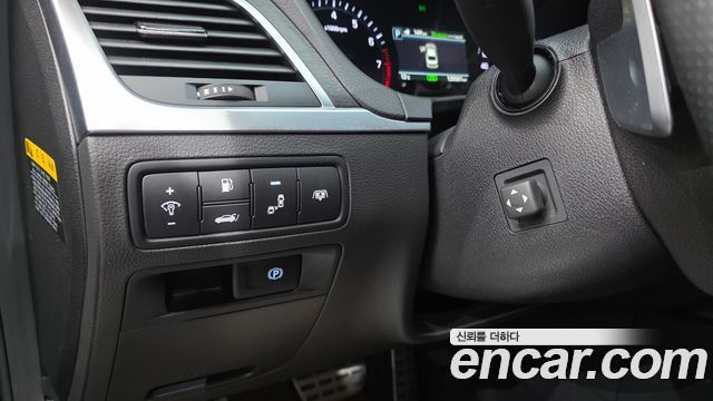 Genesis G80 2018 — photo 17