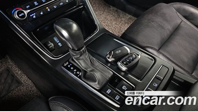 Hyundai Grandeur 2018 — photo 9