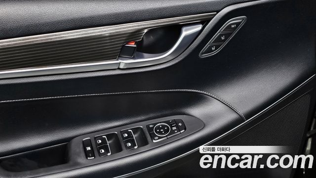 Hyundai Grandeur 2018 — photo 18