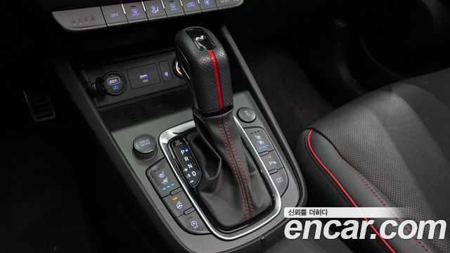 Hyundai Kona 2021 — photo 9