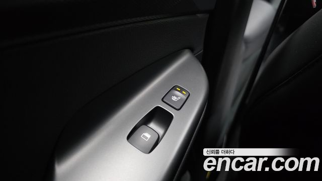 Hyundai Kona 2021 — photo 19