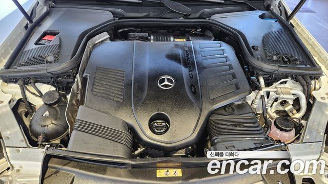 Mercedes-Benz CLS-Class 2023 — photo 6