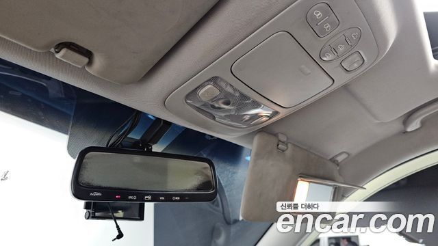 Kia Canival 2013 — photo 19