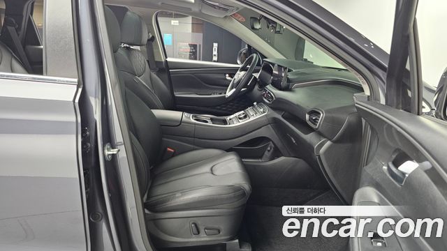 Hyundai Santafe 2023 — photo 11