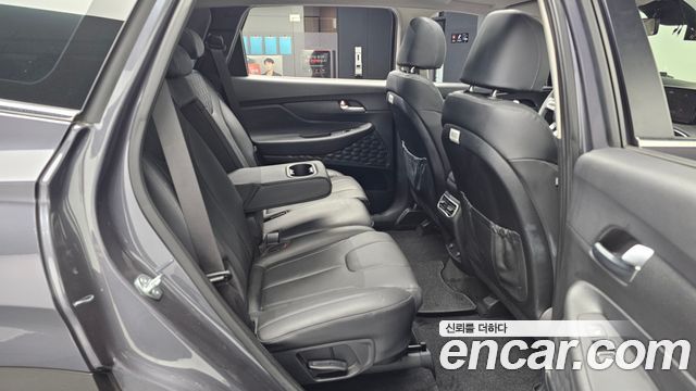 Hyundai Santafe 2023 — photo 12